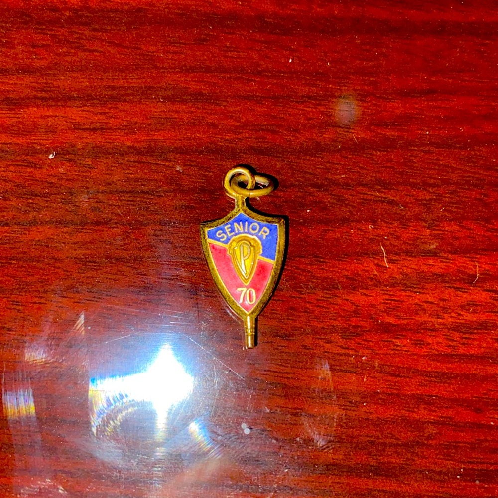 National Honor Society Pendant